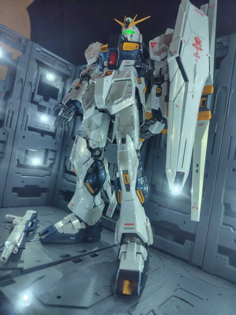 パール塗装νガンダムver.Ka–7枚目/制作者：いいな