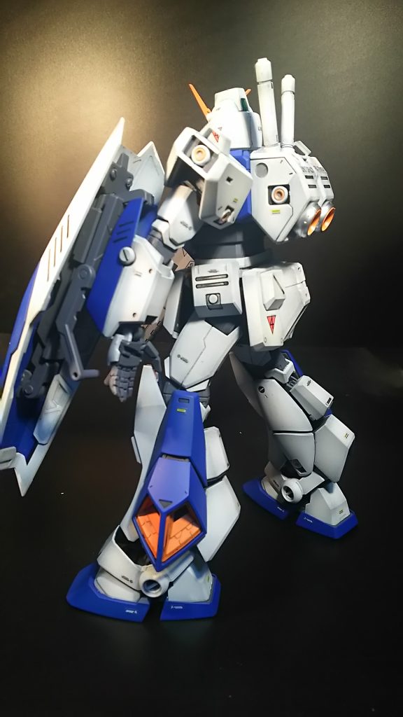 この機体も、どうもできずにと言うか!なんのイメージも湧かないままに坦々と作りました!