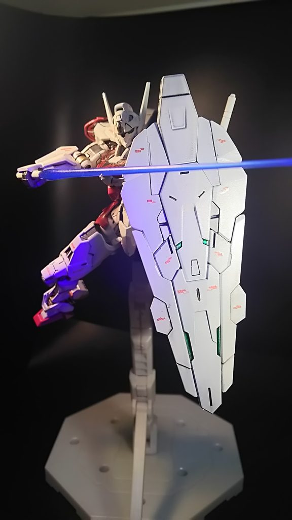 私は水星の魔女ではこの機体が一番好きです！（笑）