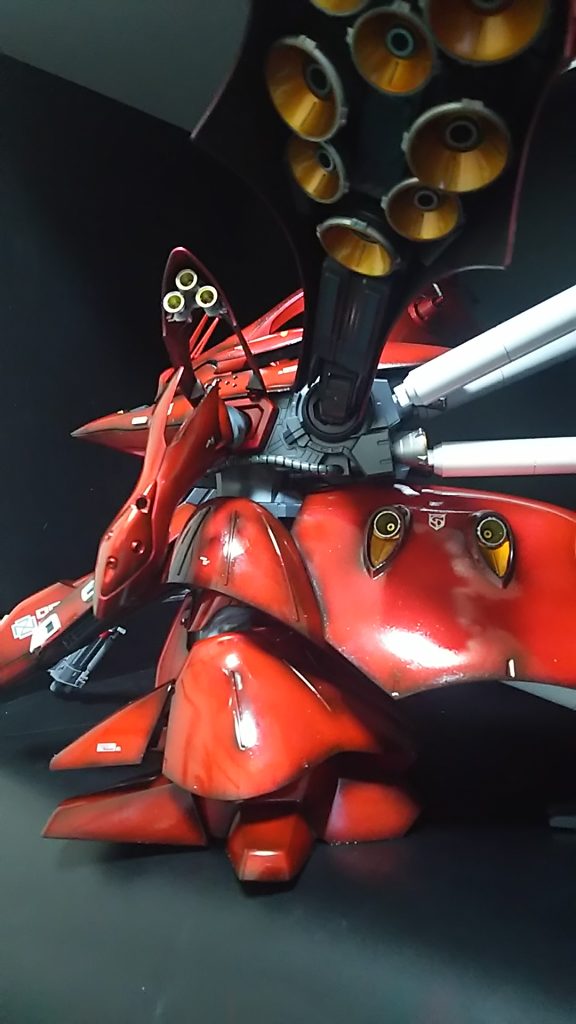 ナイチンゲールはREも含めて5機製作していて、このナイチンゲールはHGの1作目になります!ちなみに最初の頃に投稿したナイチンゲールは5作目です!(笑)