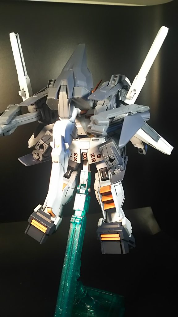 塗装はいつものごとく軽くグラデーションです！