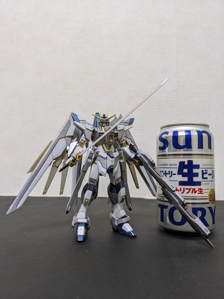 最近お気に入りの🍺の缶でした😅(ナイスビール!!byトゲナシトゲアリベース担当のルパさん)暑い日々、風呂上がりの一杯!は格別!!極楽!!😆ですが、飲み過ぎ注意でお願いします(もちろん二十歳になってから☝️)。以下、ツーショット写真続きます。