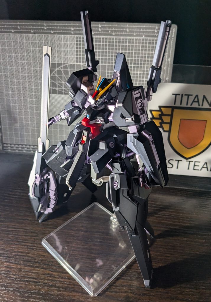 今回は、私物でずーーっと放置していたTR6を仕上げました。だいぶ良いキットなので特に弄らず、色調を意識して制作しました。