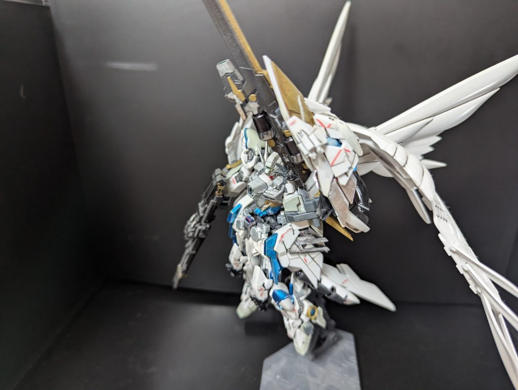 そうして、出来たのがウイングガンダムゼロ白雪風。ちなみに「しらゆきかぜ」ではなく「しらゆき・ふう」です。あくまで風味です笑ここまで見て頂きありがとうございました!🙏また投稿させて頂きます!