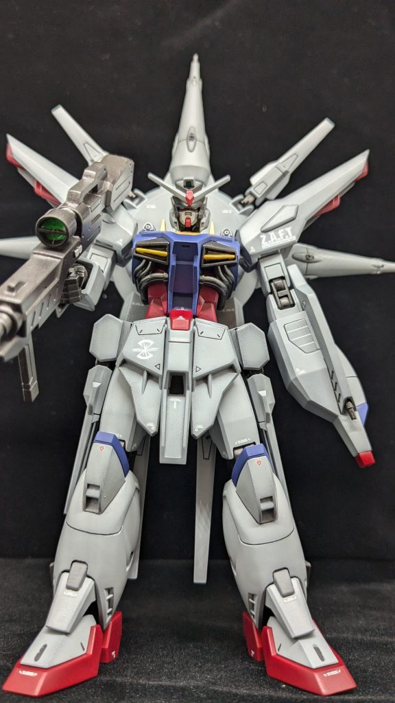 HGの雰囲気を残したままバージョンアップしたかったのでディテール追加はあまりありません。