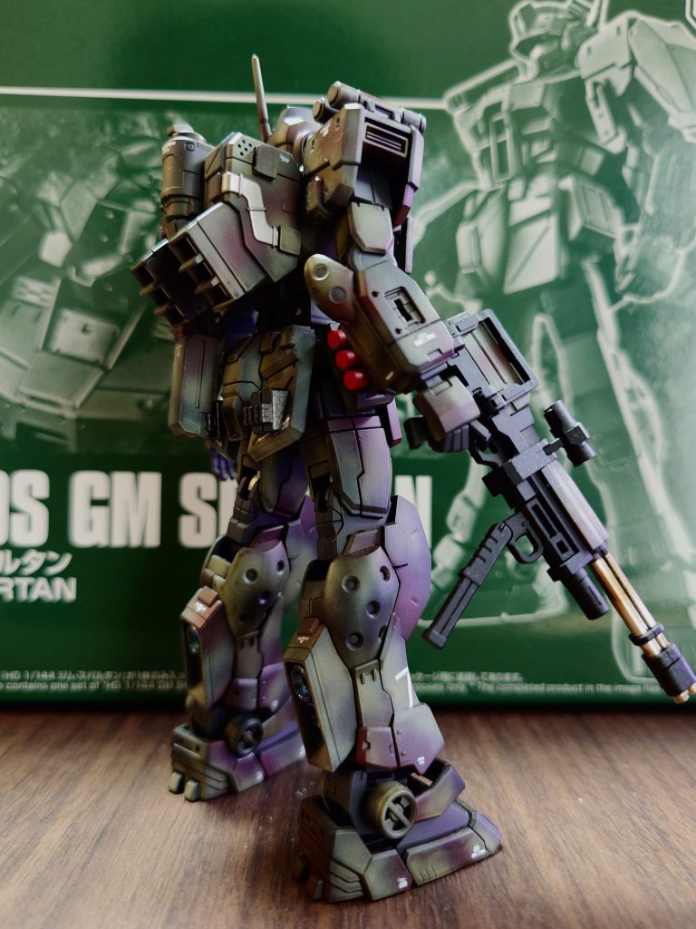 ピント合ってませんが、ウェポンは金属焼けを表現してみました。微妙ですが…