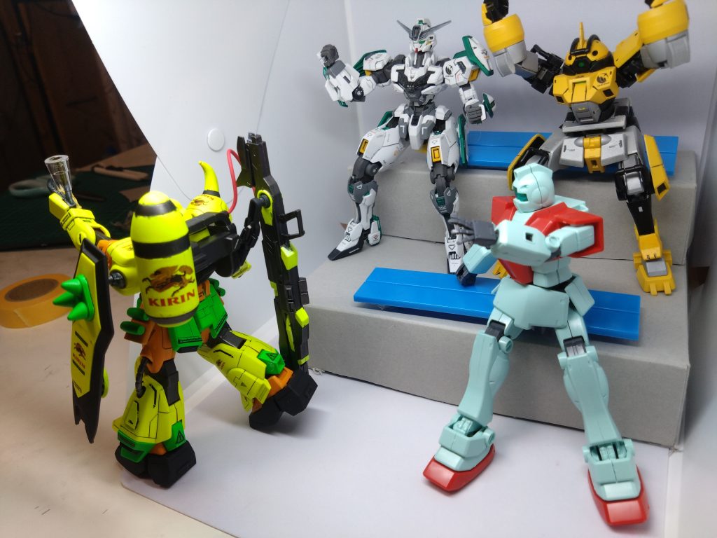 買いたいのに気付いて貰えないのもスタジアムあるある。ザ・一般人としてまだ素組みのジムさん