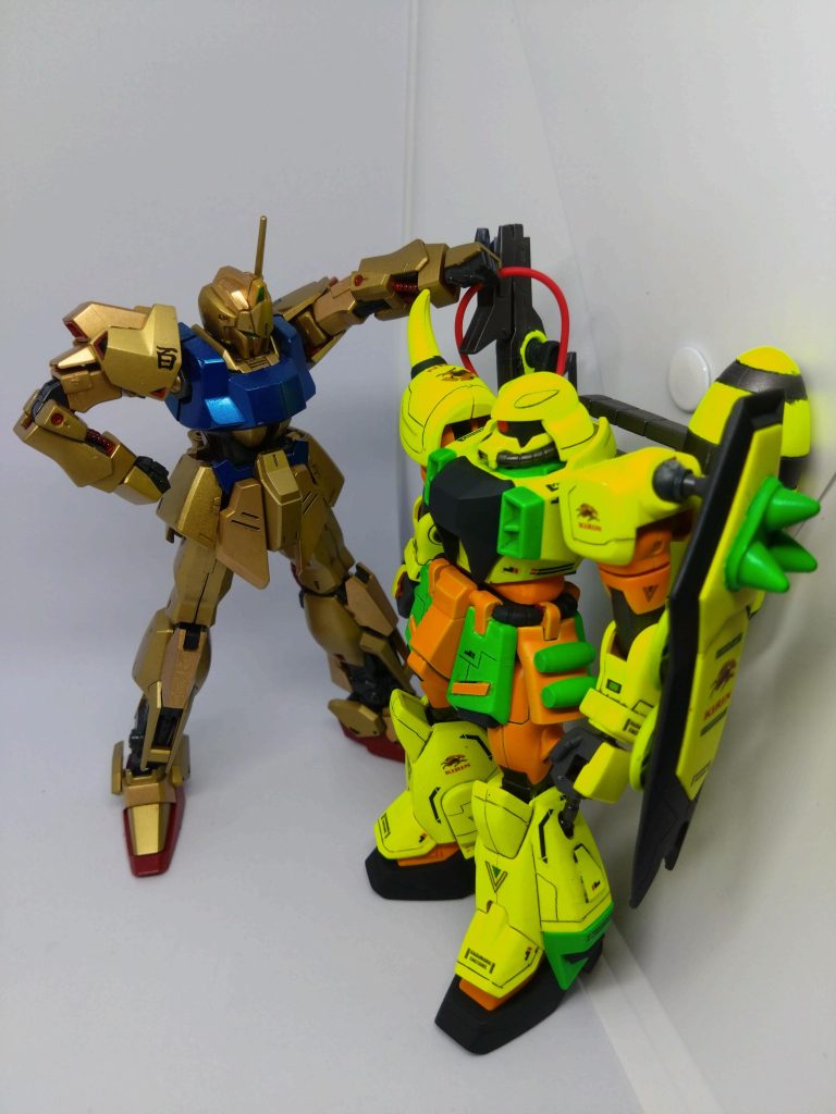 チャラい酔っぱらいにナンパされる売り子さん。コレもスタジアムあるある。