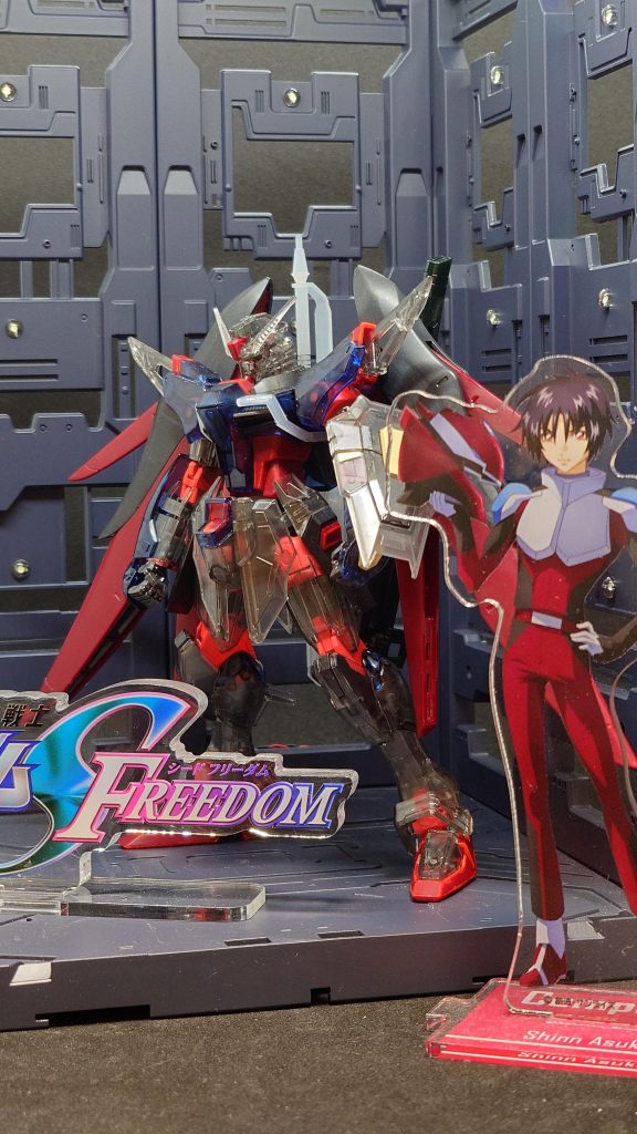 工作面はブレードアンテナやエフェクト、エッジ部のシャープ化程度。