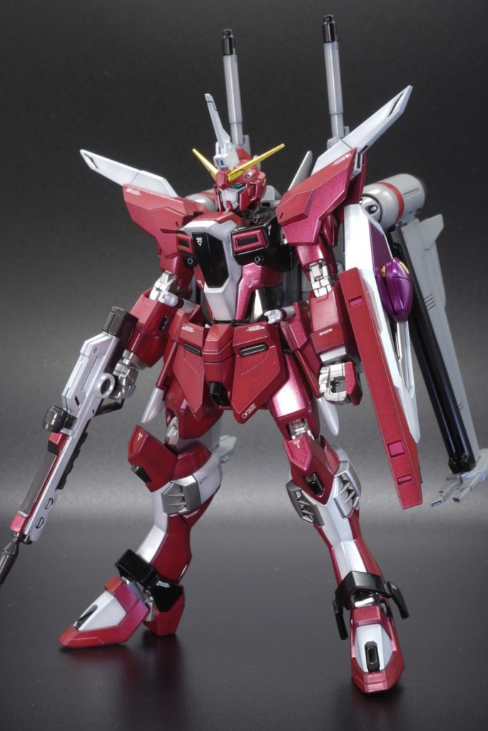 パール塗装にしたかったのですが、いい塗料が既存にはなかったのでマイカパウダーを調色し塗装しました。