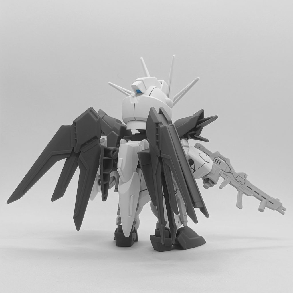 SDEXライジングフリーダム素組み–3枚目/制作者：preservedflower06