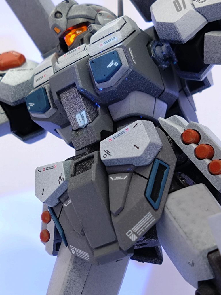 腰アーマーもプラ版で少し改修