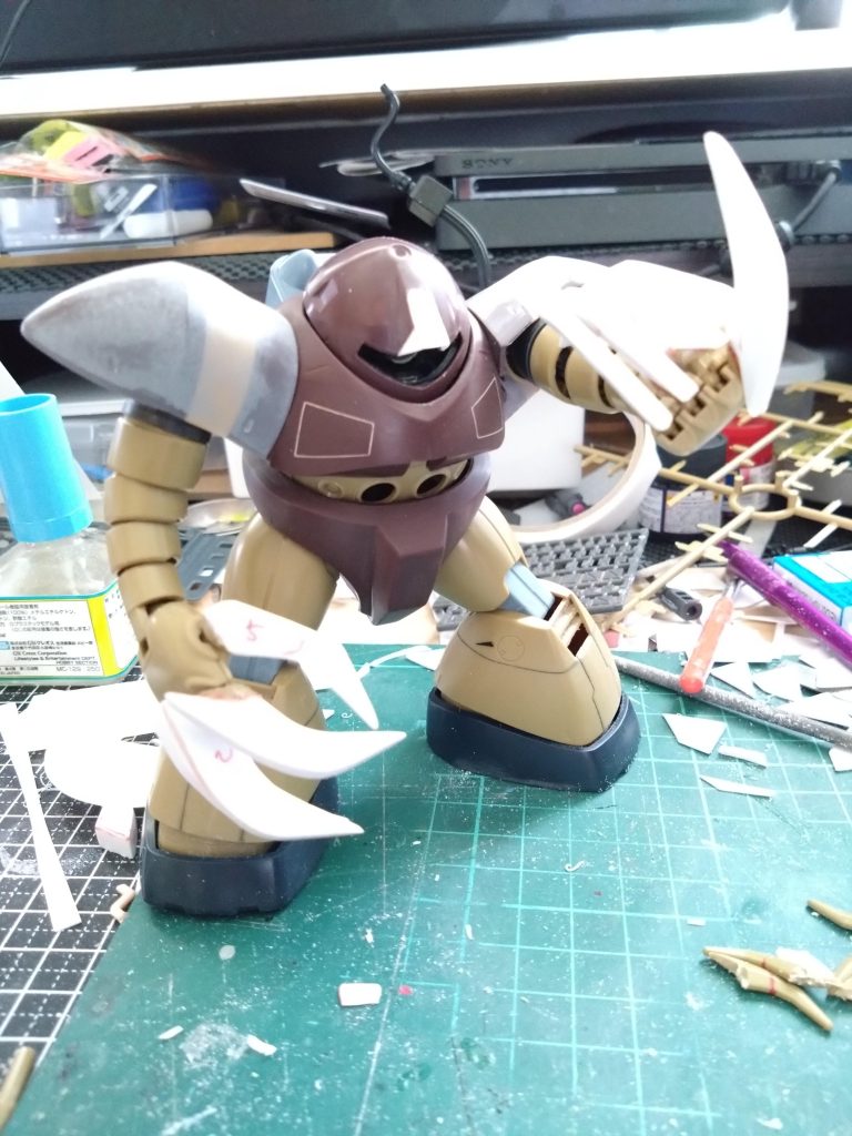 爪の大型化。同じサイズ、形にしたつもりでしたが若干違ってたりします。😅取り外しのうちに順番が…最初から識別の番号つけるべきでした。