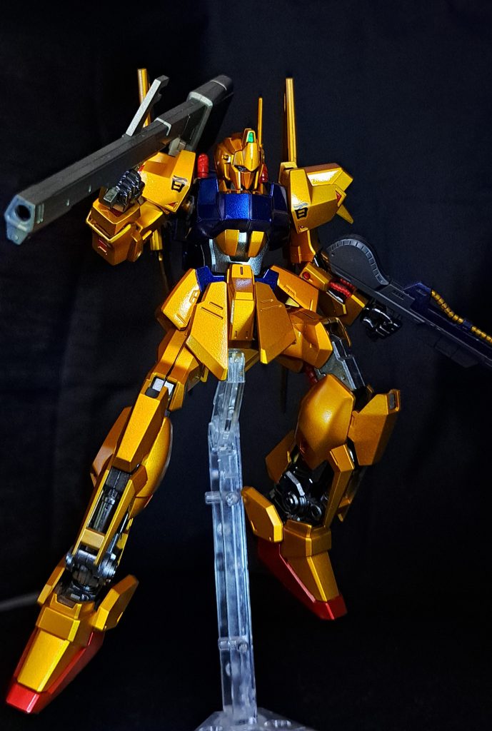 光の強さで色味がだいぶ変わります！