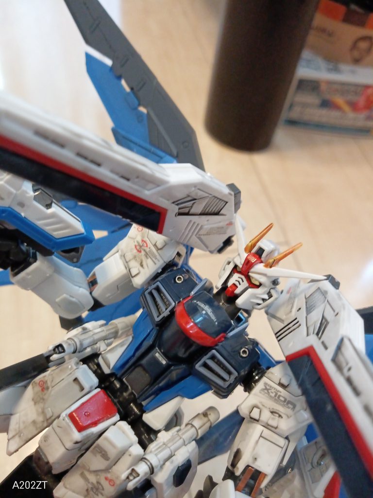 フリーダムはやっぱりかっこいい！！次回予告……もう胴体と頭作っています。なぞなぞぞうはぞうでも、蛾（が）をつけたぞうってなぁーんだ？ヒント　ぞうのまえに……