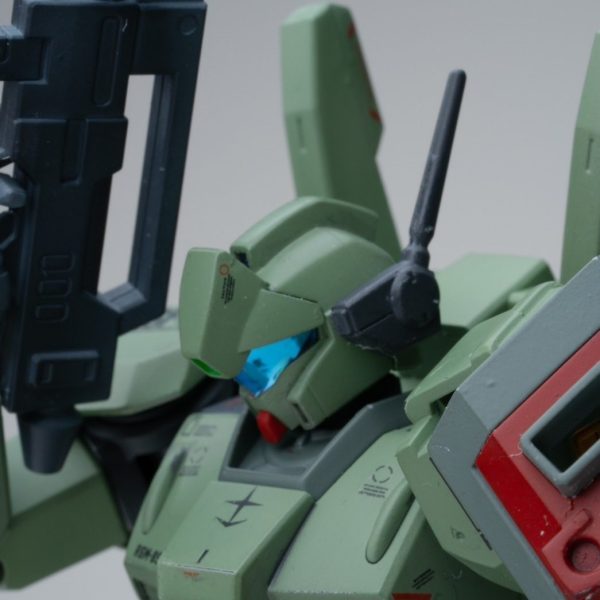 RGM-89 ジェガン　
