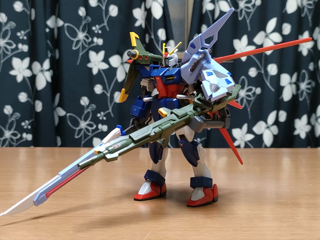 右手に耐艦刀、左手にアンカー射出篭手に耐艦砲と贅沢に装備持って出撃。