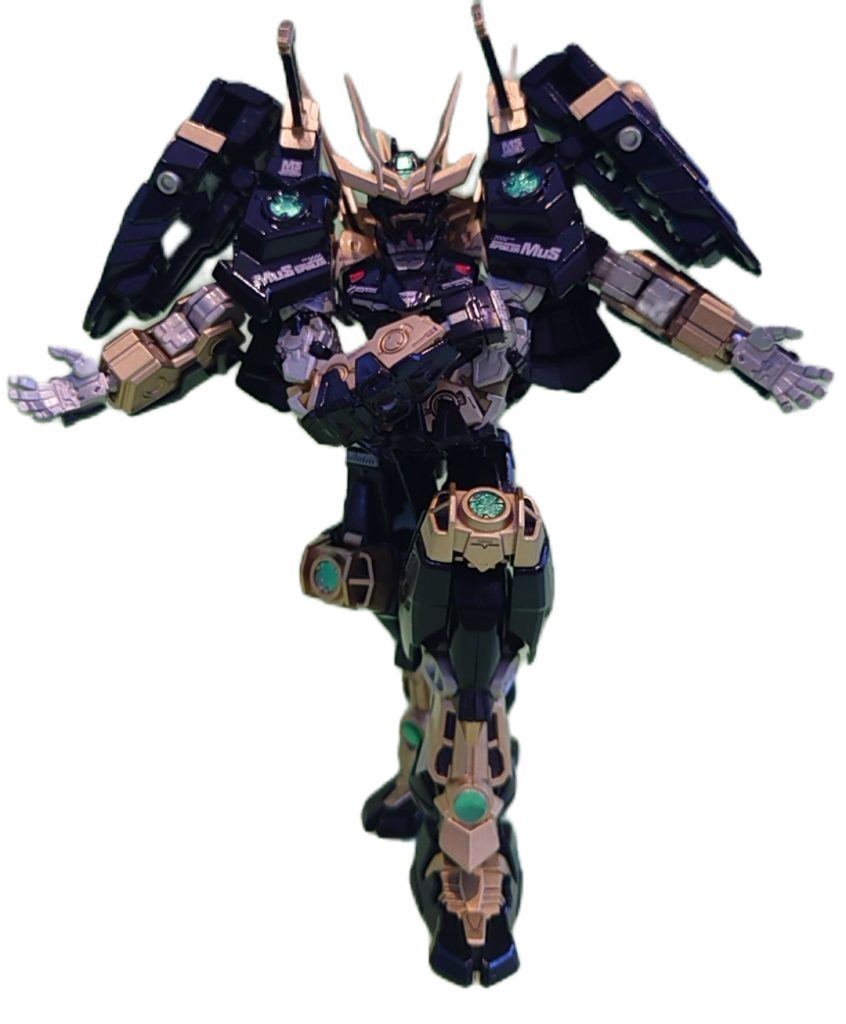 思いの外違和感無く改造できました。ゴールドフレーム天に見立てて全塗装です。ゴールドはシャンパンゴールドと2色で塗り分け