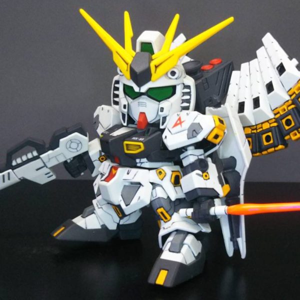 SD νガンダム(ダブルフィンファンネル仕様)