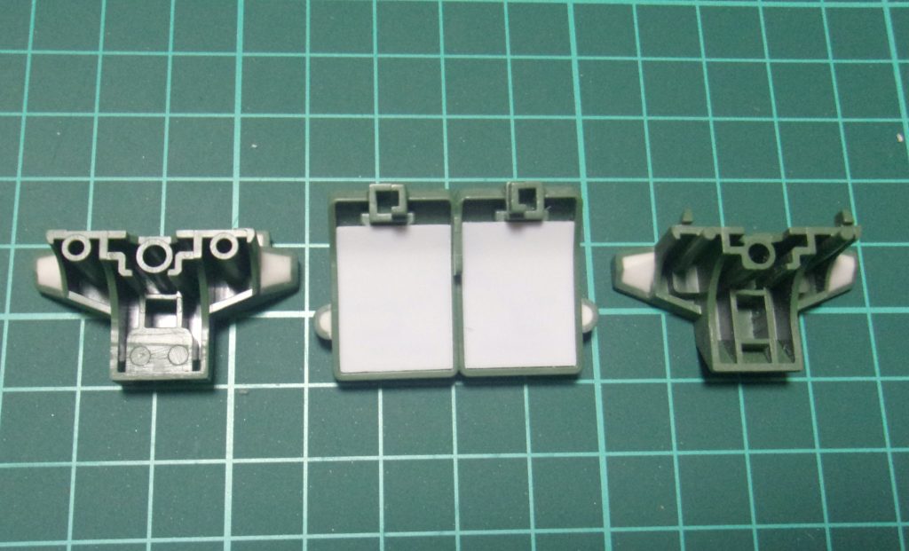 腰周りの肉抜き埋め。