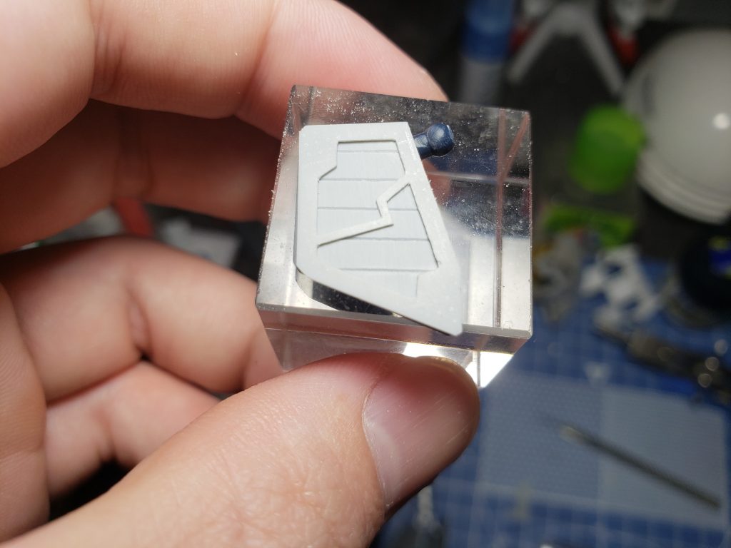 フロントスカートの裏打ちも作りました