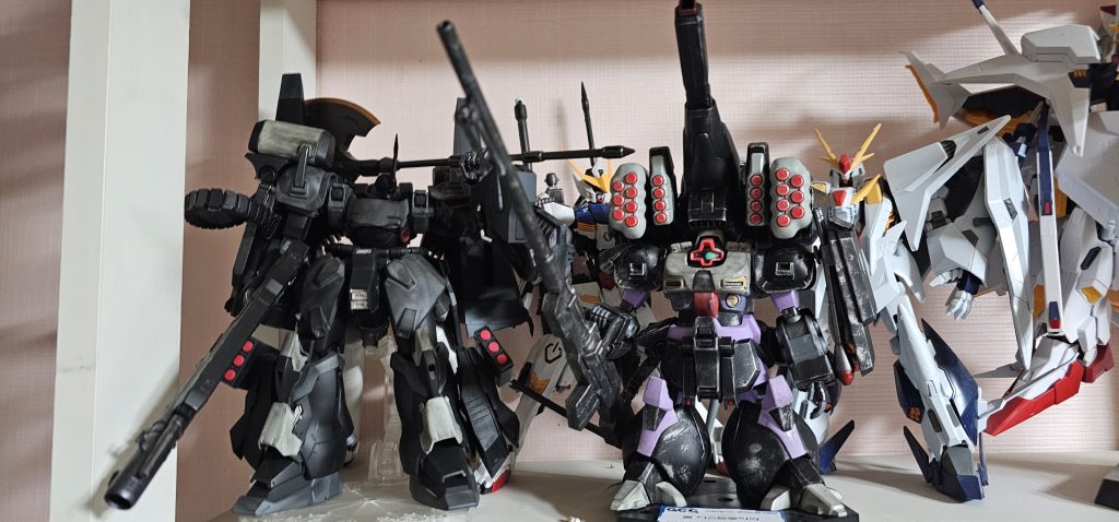 今は以前のアカウントにアップロードしたケンプファーと一緒に展示しておきました。