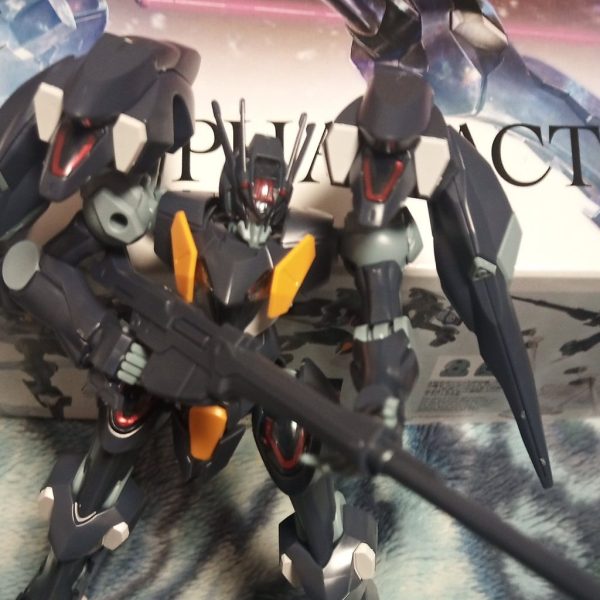 水星の魔女の中で一番好きな機体ガンダムファラクト