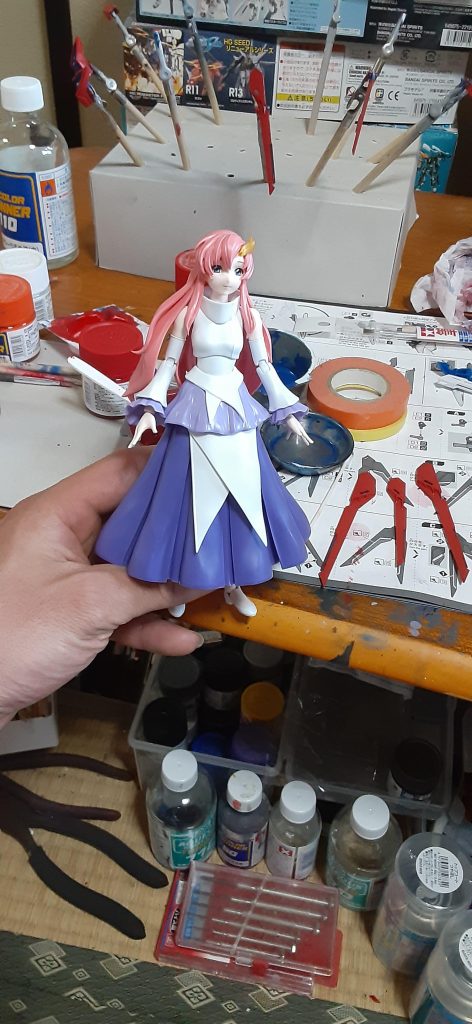 まだあります、こちらはバンダイに対して。今回のルナのフィギュアライズ、インナーパーツこだわりました‼️てさ、んじゃあのシンのSHフィギュアアーツの髪の造形はなんだ？1万もするのになんでそれより安いラクスのフィギュアライズのほうが造形良いんですかね？一瞬買おうと思ったけどあの髪でやめた。なに、男キャラは手抜きですか？一体どっちが主人公ですか？確かにラクスやルナとかのヒロインも重要キャラだし好きだよ。だけどさ、主人公いてこそだろ？