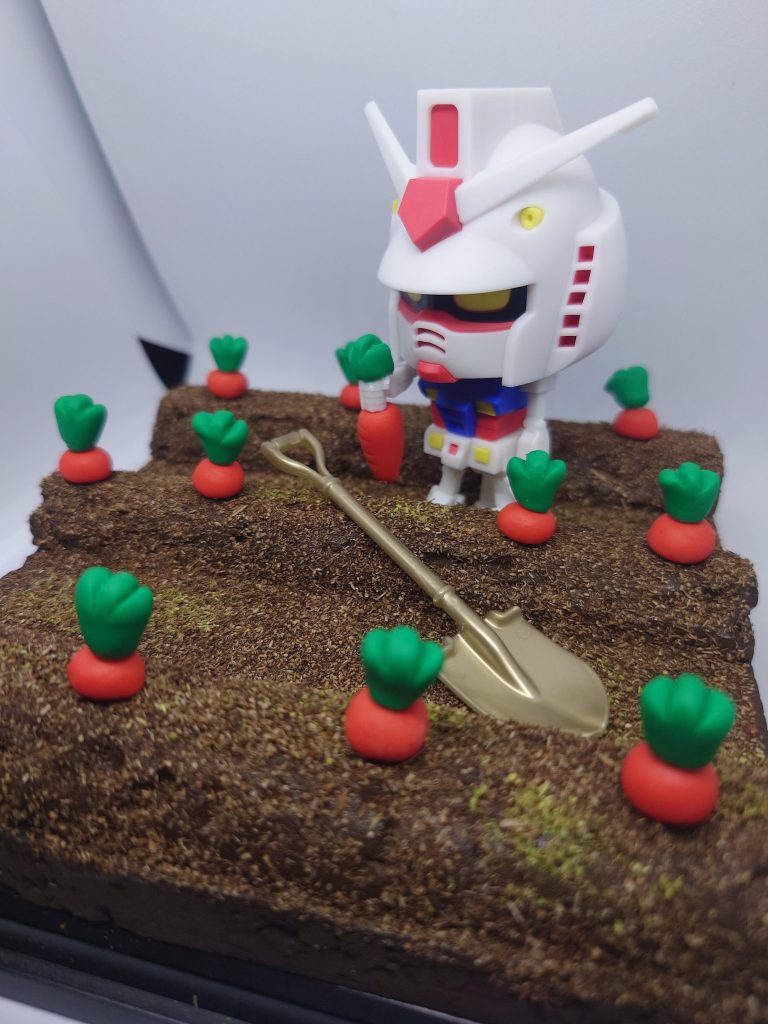 作り方など特に調べず、見よう見まねで作成✨ガンプラくん以外は全部ダイソーで買って作ってみました！にんじんにした理由は友人からにんじんにしろ！って言われたのでにんじんにしました🥕🥕🥕🥕次はジオラマについてしっかり調べてから作りたいですね🥺