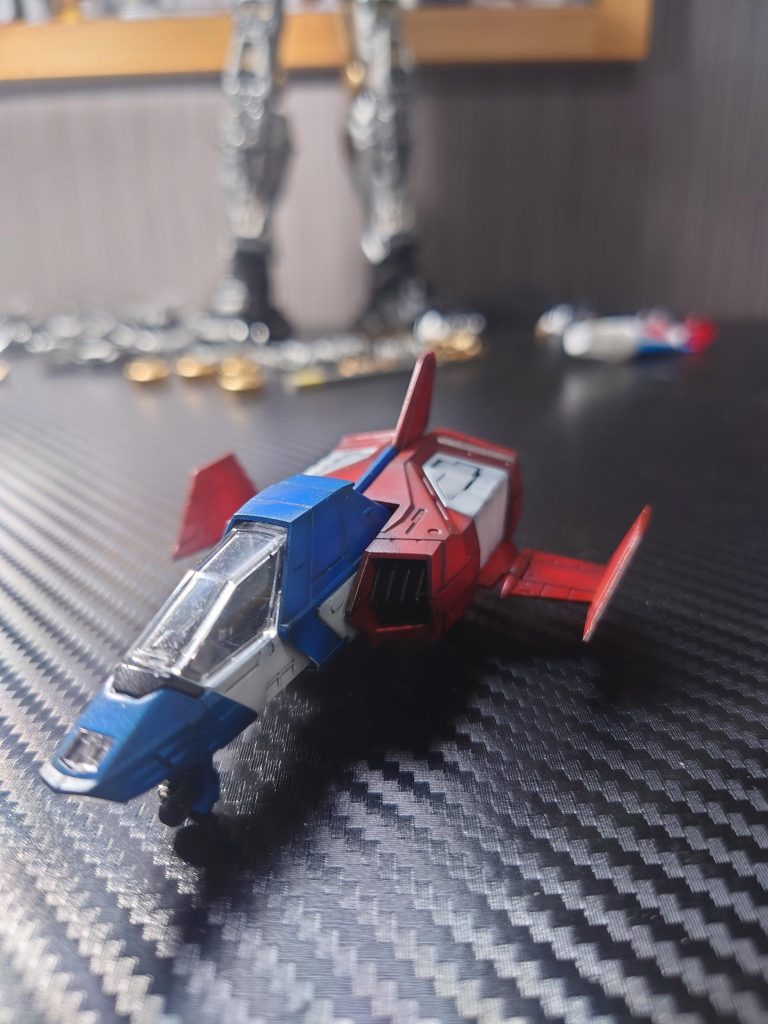 今回はあとに回すとめんどくさいものから作ろうと思い武器類、コアファイターから作りました🤩