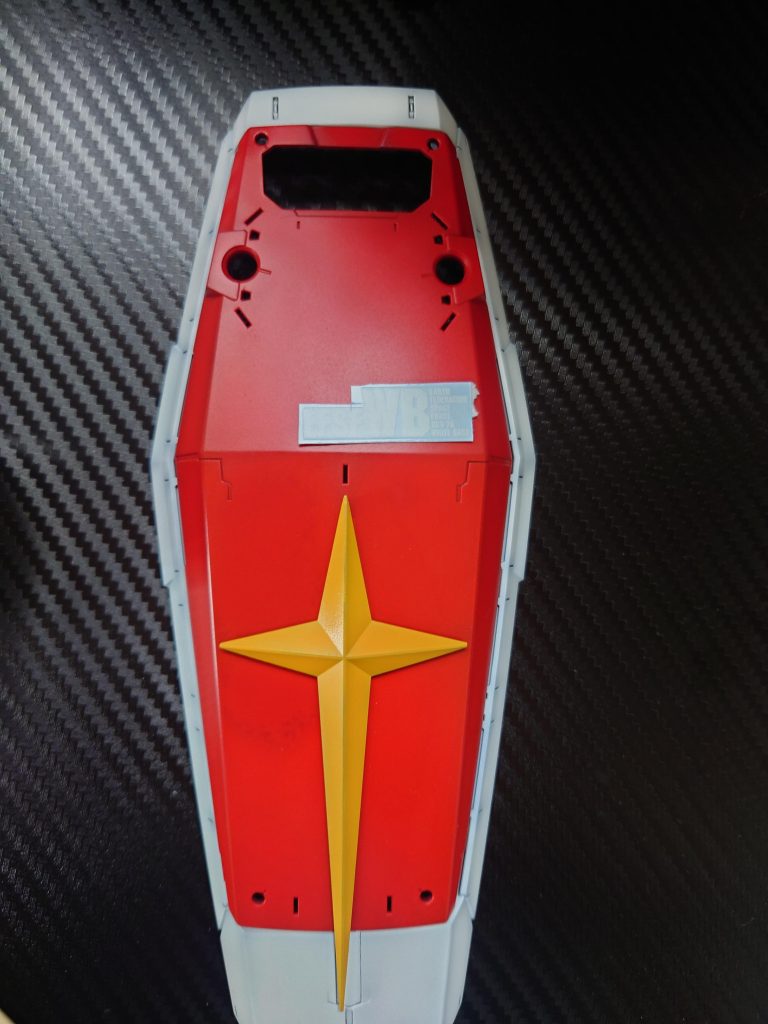 デカールは海外製のもの使うのはなんとなくやだったのでそこら中にある使ってないデカールや余ったデカールを貼りました😀ベタベタたくさんはらないタイプなので事足りました🤩