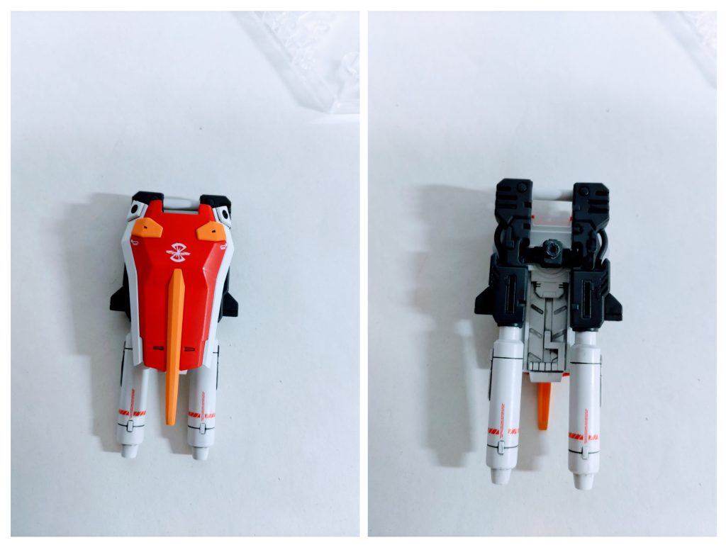 フルスクラッチしようとしたけど、ジャンクパーツの中にガンダムエースの付録を見つけ、EGストライクのシールドでお手軽2連ビームライフル🎵