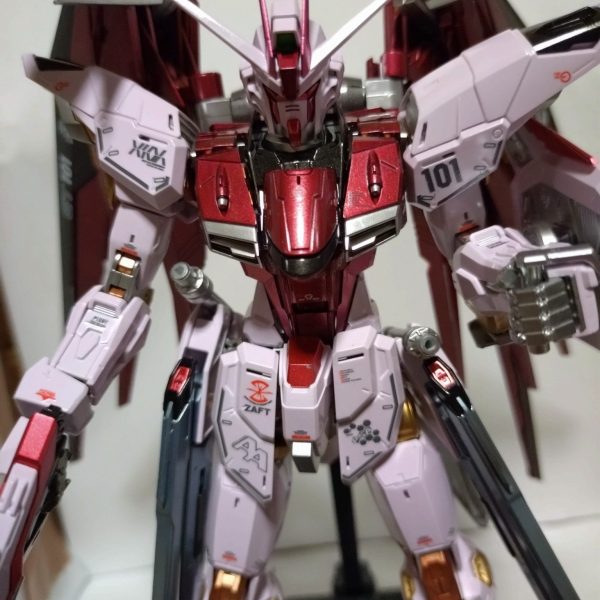 ストライクルージュ、フリーダムガンダム