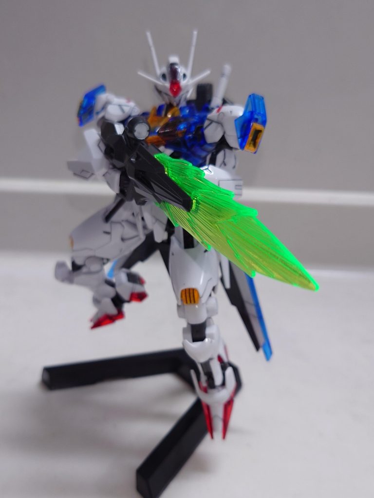 ビームライフル発射サーベルモード用エフェクトですが、高出力ビームエフェクトととして見て下さいどうやってもピンボケしました😭