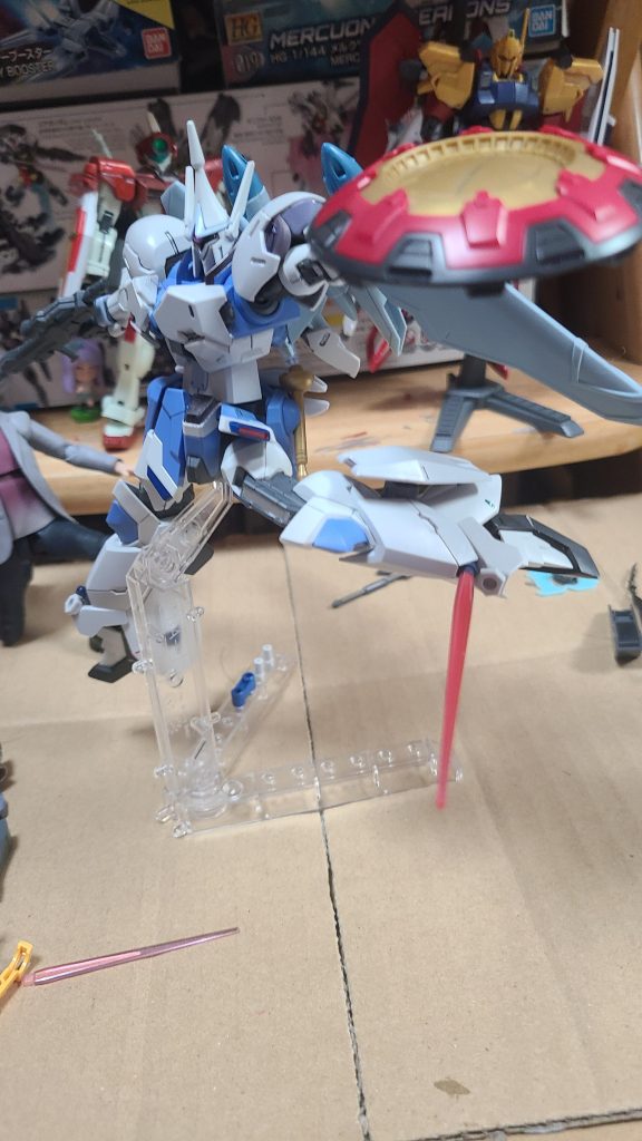 脚部のビームバルカン兼サーベルでまた一枚。