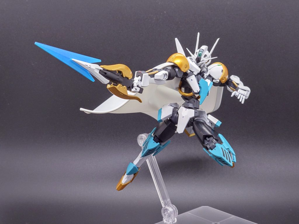 GNソード遠近対応のメイン武装になります。