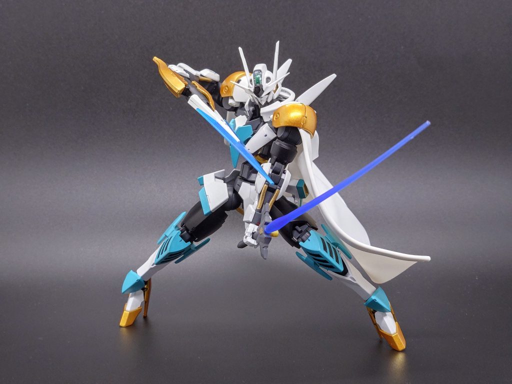 ビームサーベルリアスカートに装備しています