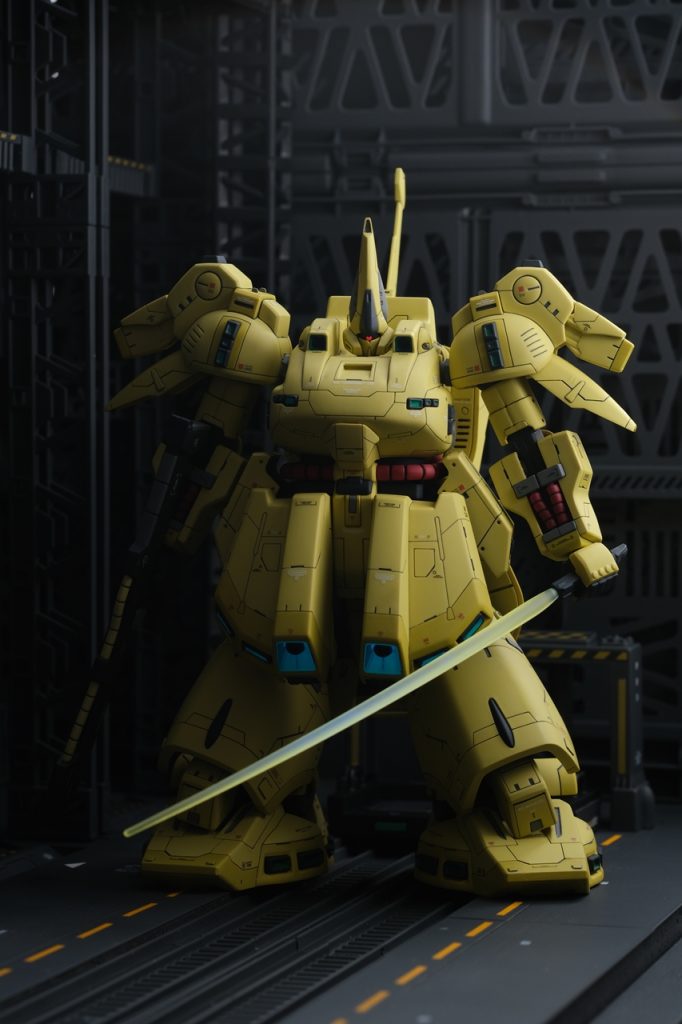 PMX-003 ジ・オ。ビームサーベルを抜いて、まるで基地を壊しにきているかのよう(笑)