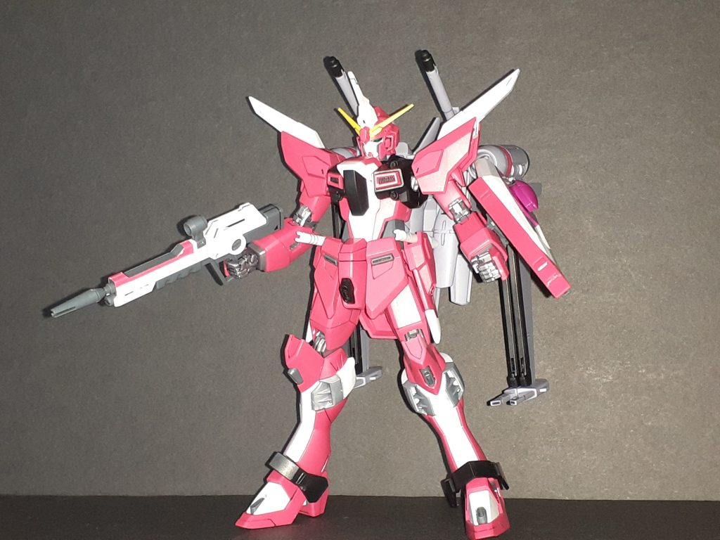 ファトゥム好きだったので個人的には若干残念ですがズゴックの背負いものから中がバレないようにデザインが変わったと言われたら仕方がない