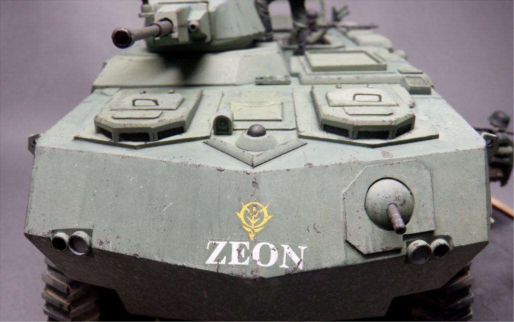 作った動機はオリジンの8輪装甲車のデザインに前方機銃が似合いそうだと思ったからでした。