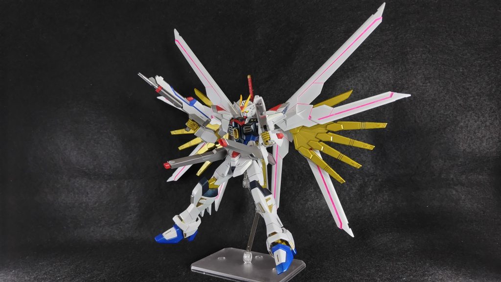 レールガン展開のフルバーストラクス様の複数ロックオンと無効化があればもはやこのレールガンからの複数攻撃はいらなくなりますね。