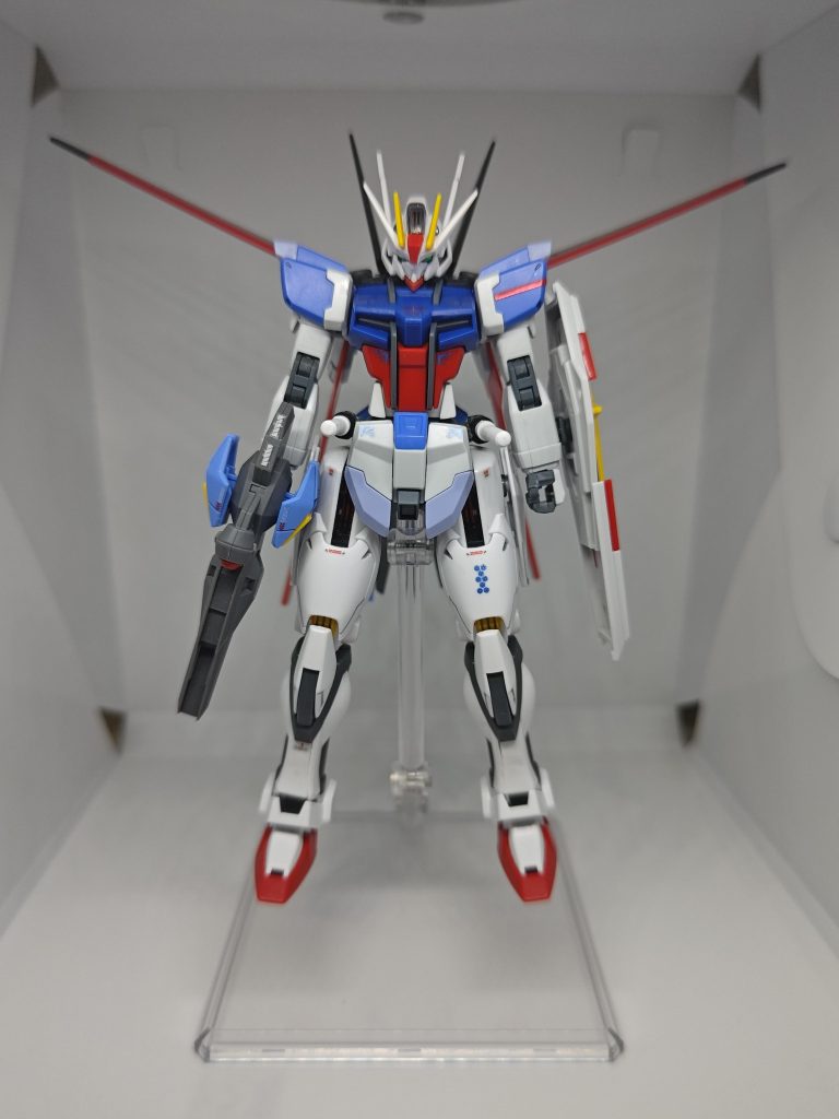 フォースシルエット装備羽長いですね………