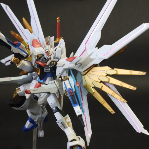 HG マイティーストライクフリーダムガンダム