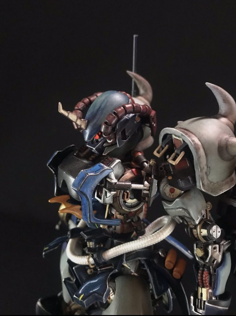 シリンダーを出したくて胴体は前後逆転で使用しています。