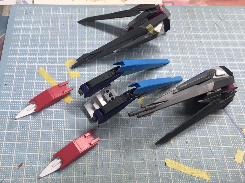 ※塗装前の状態です。ミキシングパーツはこんな感じになっています 以前投稿した/R装備もそうなんですが、ずーと前から仮組みで放置されていたものを引っ張り出してきて利用しています