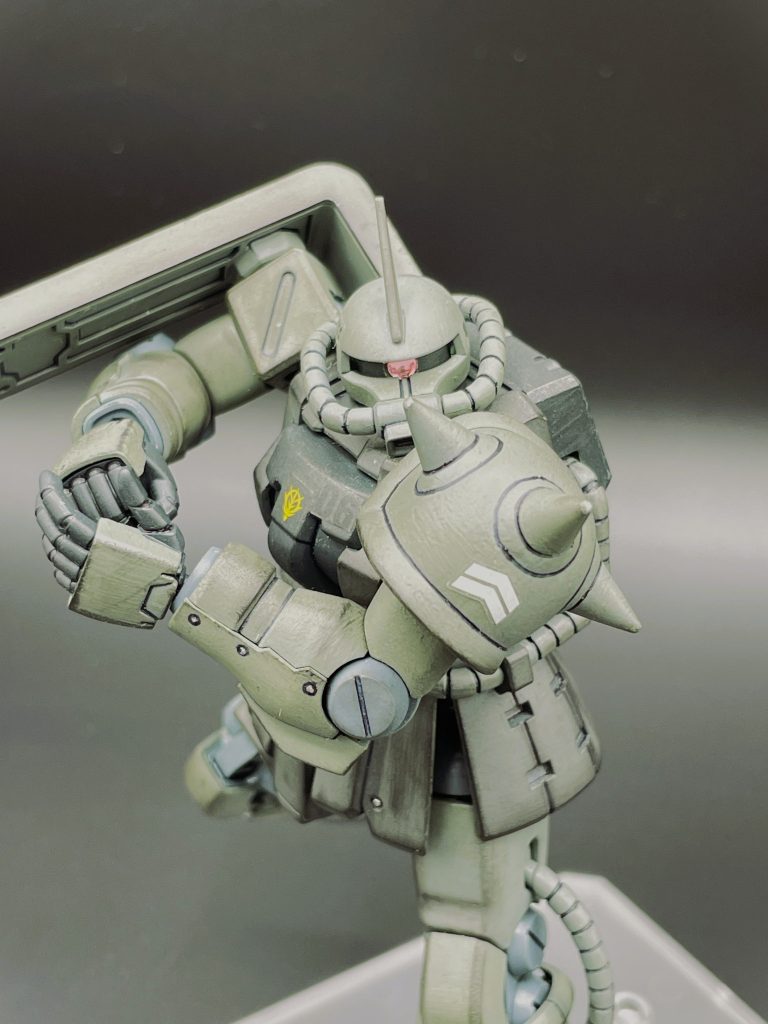 定番のショルダータックル!