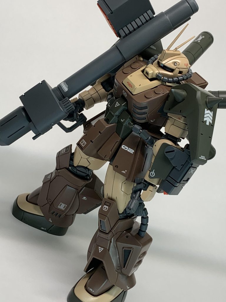 なんとか完成できて良かったです。最近雨が多く塗装は湿気との戦いでした。初めてハンドピースから水が飛び出す経験をしました。焦りました。私の場合、塗装は屋外でやっているので天候の影響は甚大なのです。