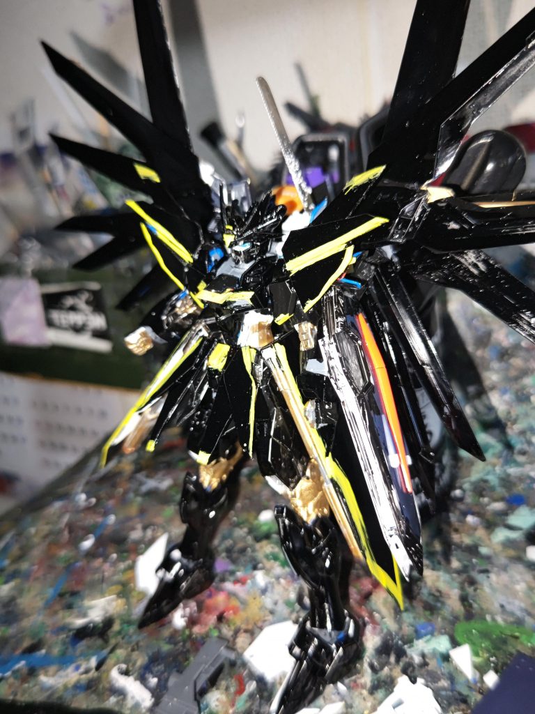 ダークナイトライジングフリーダムガンダム–2枚目/制作者：a08054661984@gmail.com