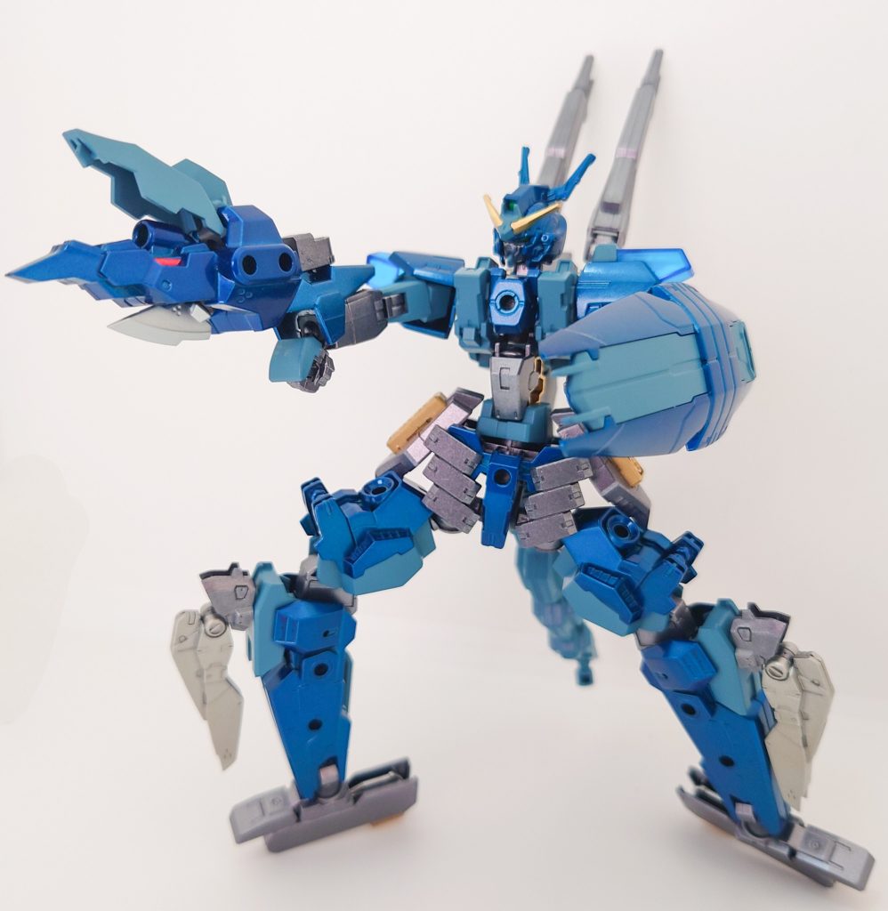 武装その4:シーヘッドキャノン胸元の飾りは腕に装着でき、キャノン砲として武器にもなります。