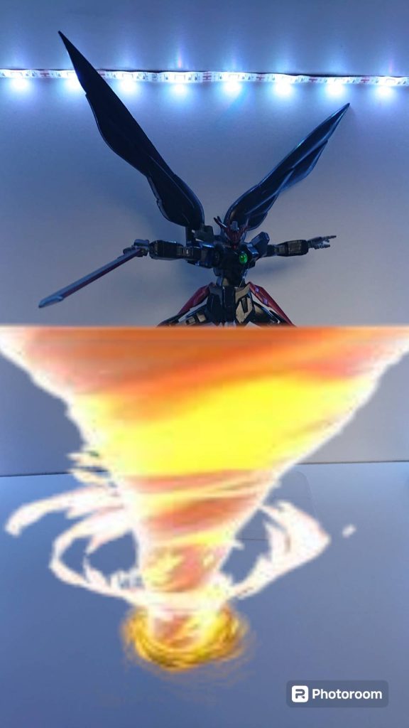 ディメンションビットやミラービットなどを使用しない大技、フレアマッハトルネイド。機体外に放熱された熱と共に嵐を巻き起こす。